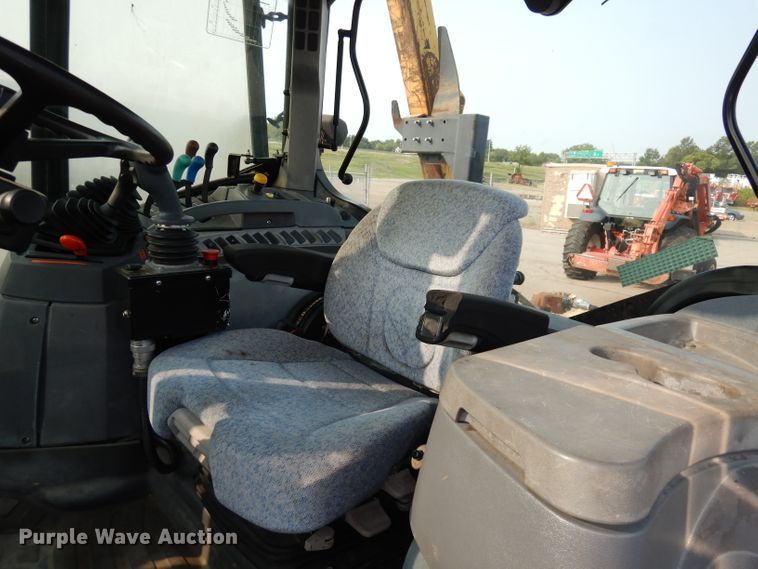 image for item DJ6791 2004 New Holland TS115A  tractor