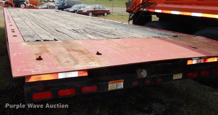 image for item DJ6796 2004 Landoll 345 tilt deck equipment trailer