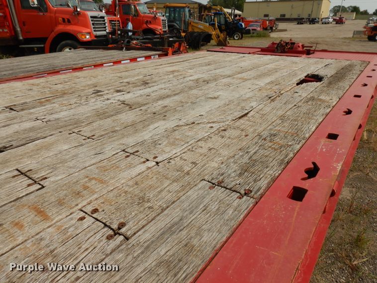 image for item DJ6796 2004 Landoll 345 tilt deck equipment trailer