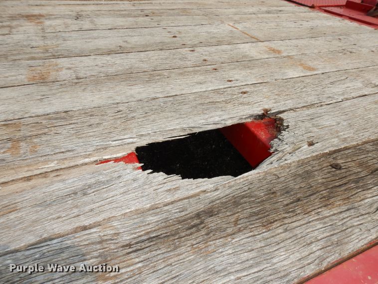 image for item DJ6796 2004 Landoll 345 tilt deck equipment trailer