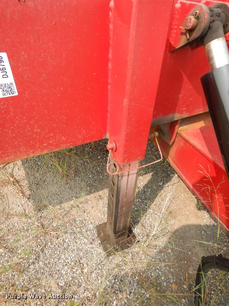 image for item DJ6796 2004 Landoll 345 tilt deck equipment trailer