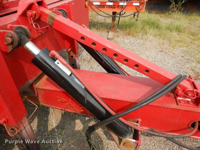 image for item DJ6796 2004 Landoll 345 tilt deck equipment trailer