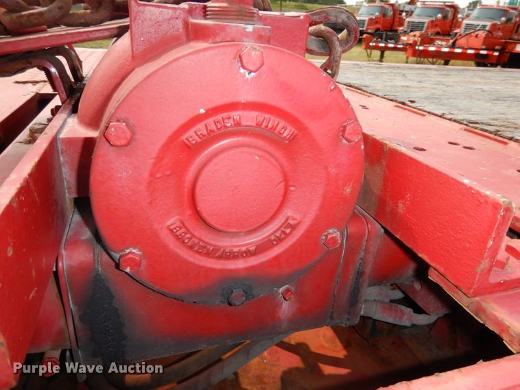 image for item DJ6796 2004 Landoll 345 tilt deck equipment trailer