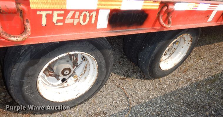 image for item DJ6797 2006 Trail Eze TE401 tilt deck equipment trailer