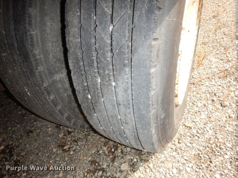 image for item DJ6797 2006 Trail Eze TE401 tilt deck equipment trailer