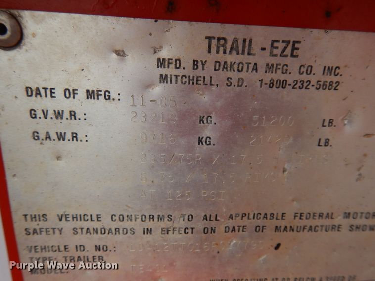 image for item DJ6797 2006 Trail Eze TE401 tilt deck equipment trailer