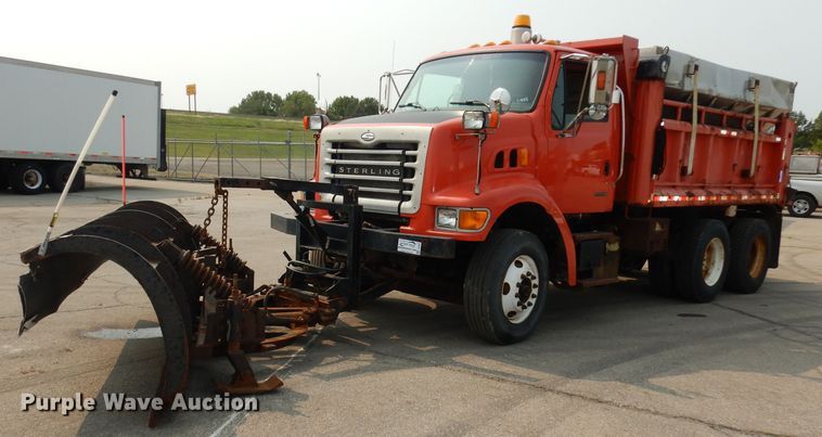 image for item DJ6800 2003 Sterling LT7500  dump truck