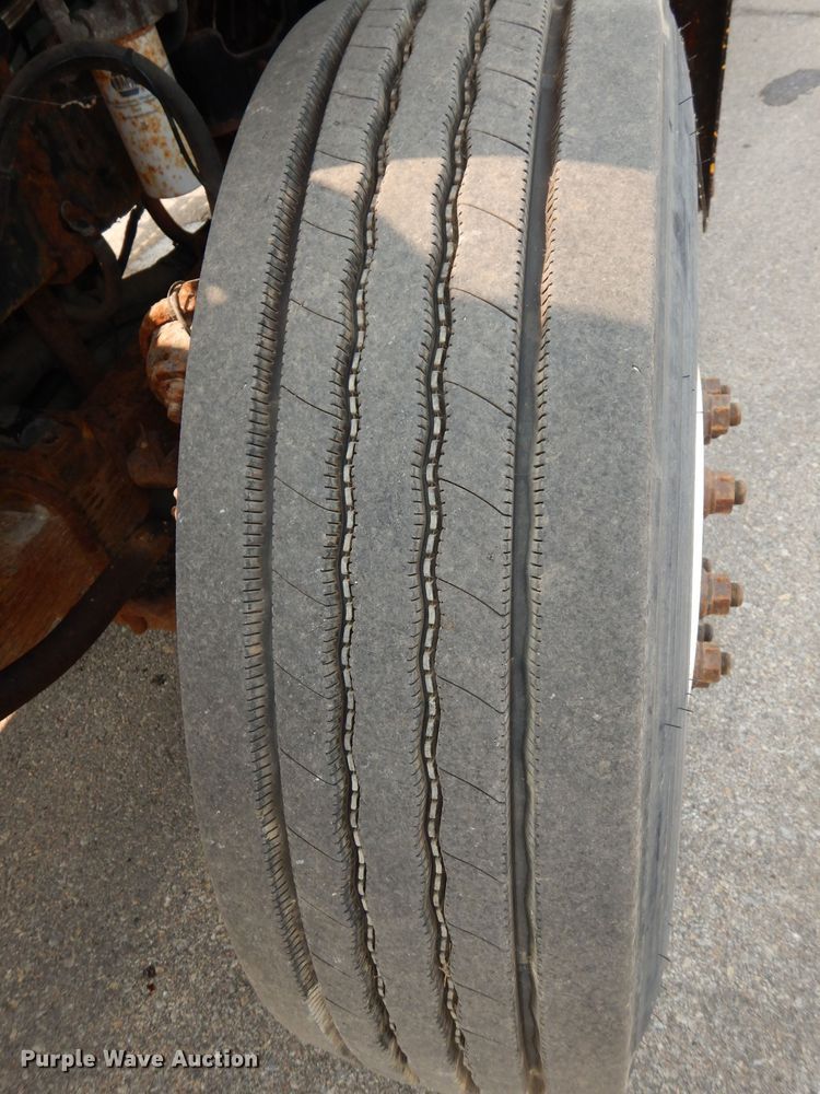 image for item DJ6800 2003 Sterling LT7500  dump truck