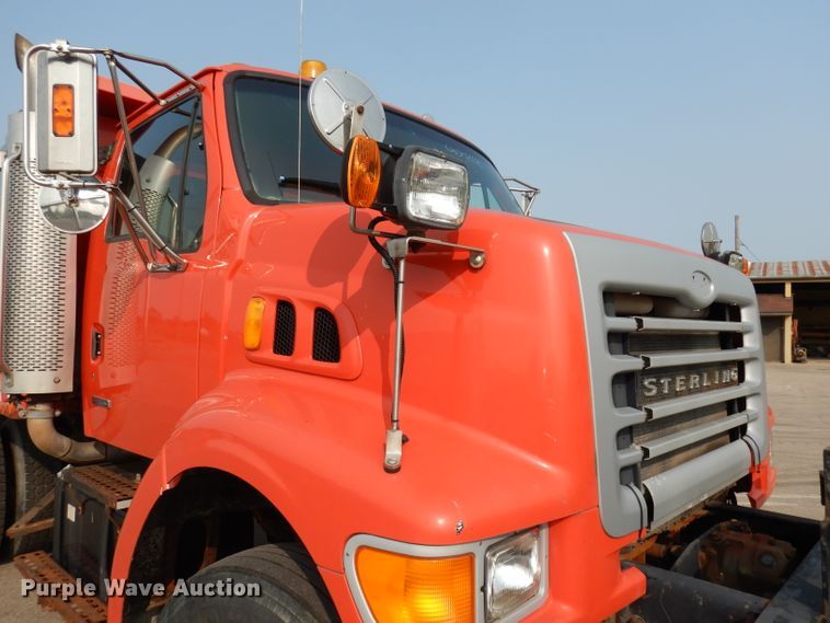 image for item DJ6802 2003 Sterling LT7500  dump truck