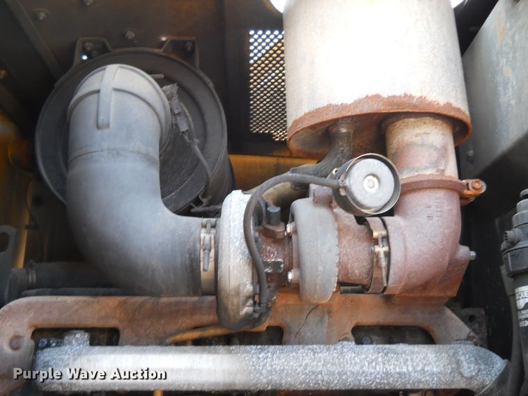 image for item EY9572 2001 John Deere 770CH  motor grader