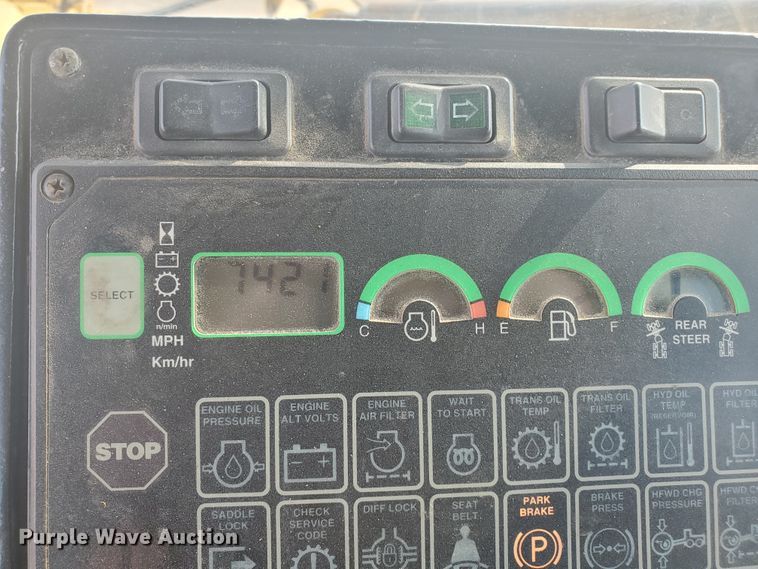 image for item EY9573 2001 John Deere 770CH  motor grader