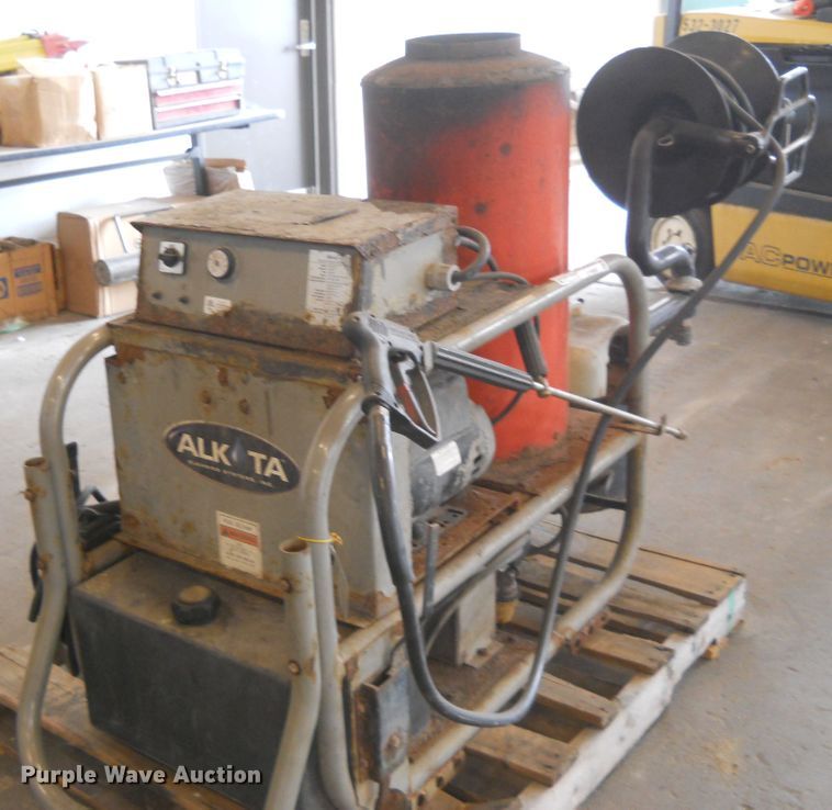 image for item EY9581 2009 Alkota 420X4 pressure washer