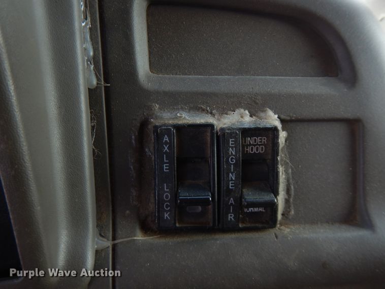 image for item FR9078 2003 Sterling LT7501  dump truck