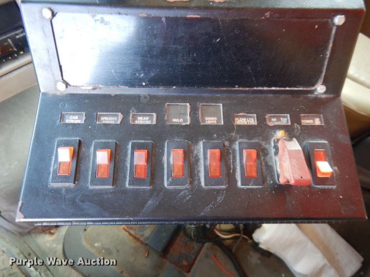 image for item FR9078 2003 Sterling LT7501  dump truck