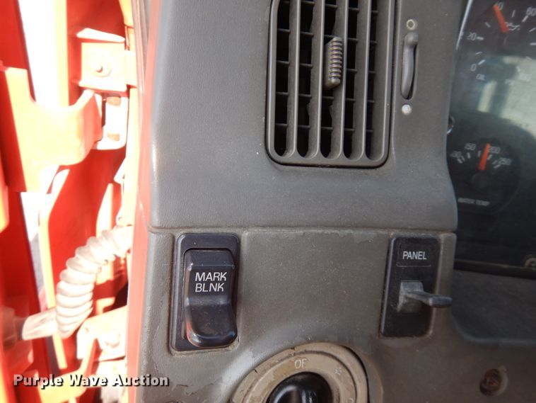 image for item FR9079 2002 Sterling LT9500  semi truck