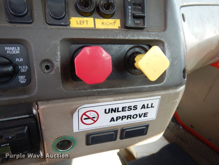 image for item FR9079 2002 Sterling LT9500  semi truck