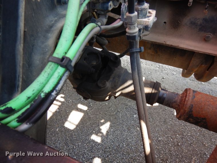 image for item FR9079 2002 Sterling LT9500  semi truck