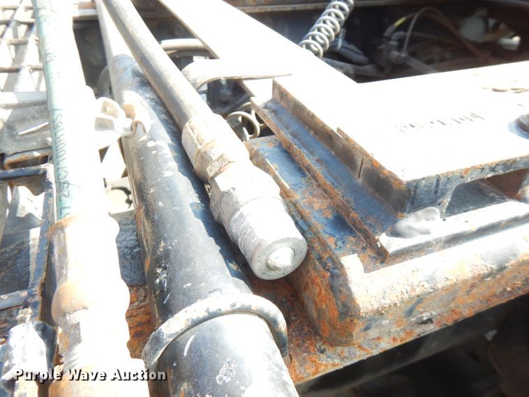 image for item FR9079 2002 Sterling LT9500  semi truck