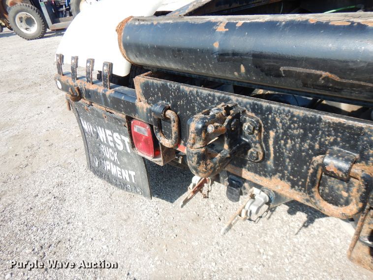 image for item FR9079 2002 Sterling LT9500  semi truck