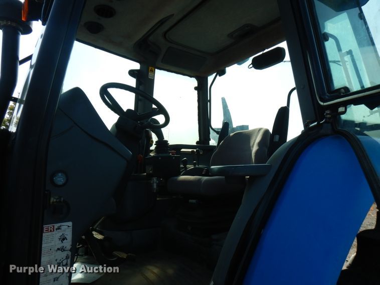 image for item FR9081 2001 New Holland TS100  4WD tractor