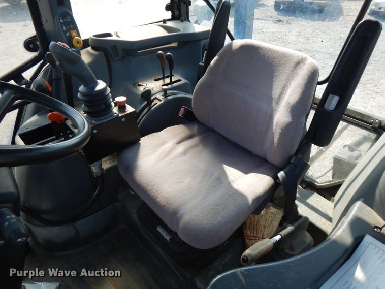 image for item FR9081 2001 New Holland TS100  4WD tractor