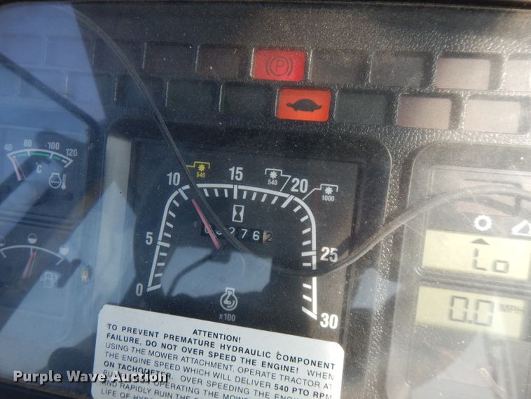 image for item FR9081 2001 New Holland TS100  4WD tractor