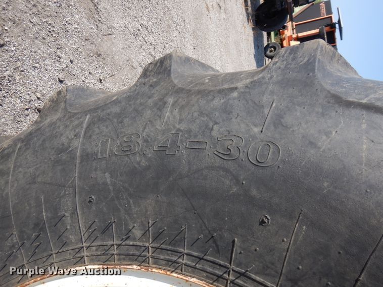 image for item FR9081 2001 New Holland TS100  4WD tractor