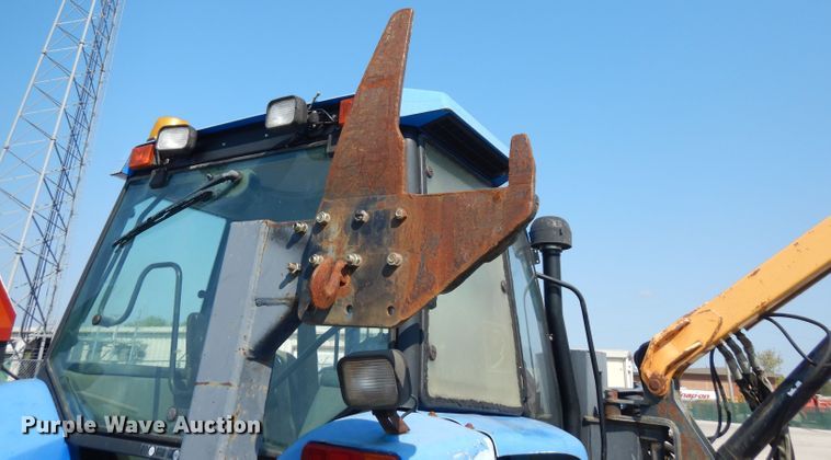 image for item FR9081 2001 New Holland TS100  4WD tractor