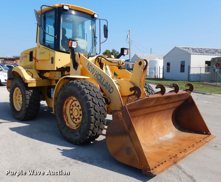 image for item FR9082 2005 New Holland LW110B  wheel loader