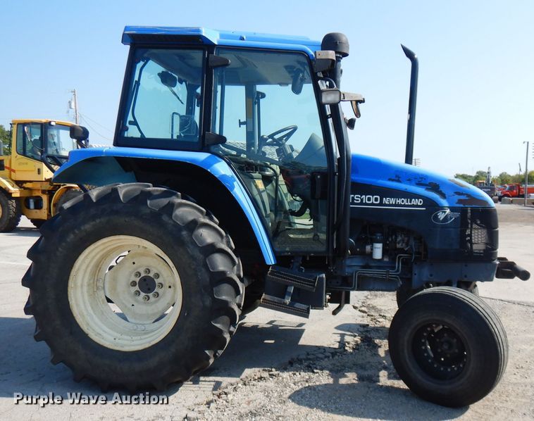 image for item FR9083 2001 New Holland TS100  tractor