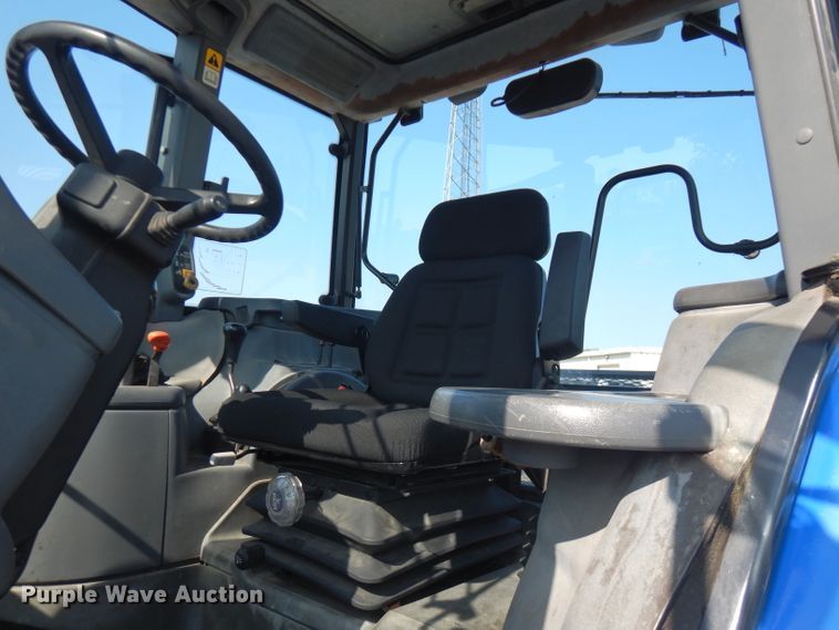 image for item FR9083 2001 New Holland TS100  tractor