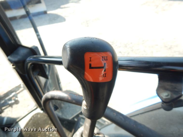 image for item FR9083 2001 New Holland TS100  tractor