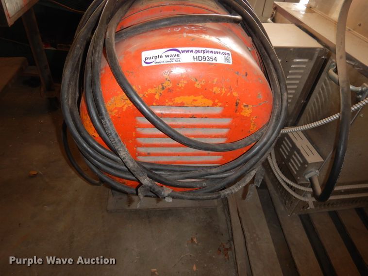image for item HD9354 Wilson welder