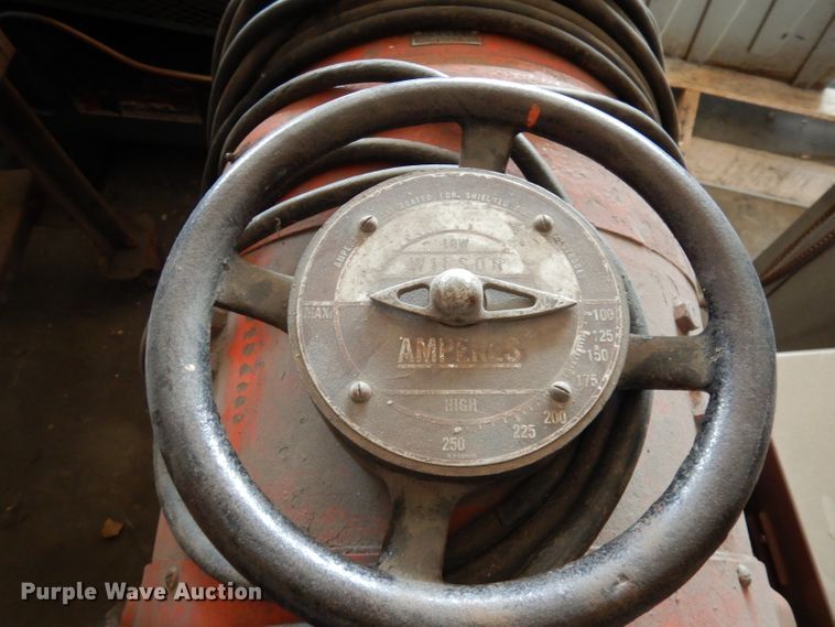 image for item HD9354 Wilson welder