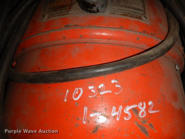 image for item HD9354 Wilson welder