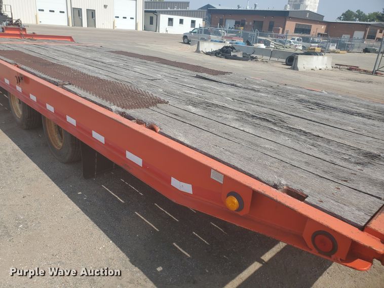 image for item HO9508 2001 Felling FT40T tilt deck equipment trailer