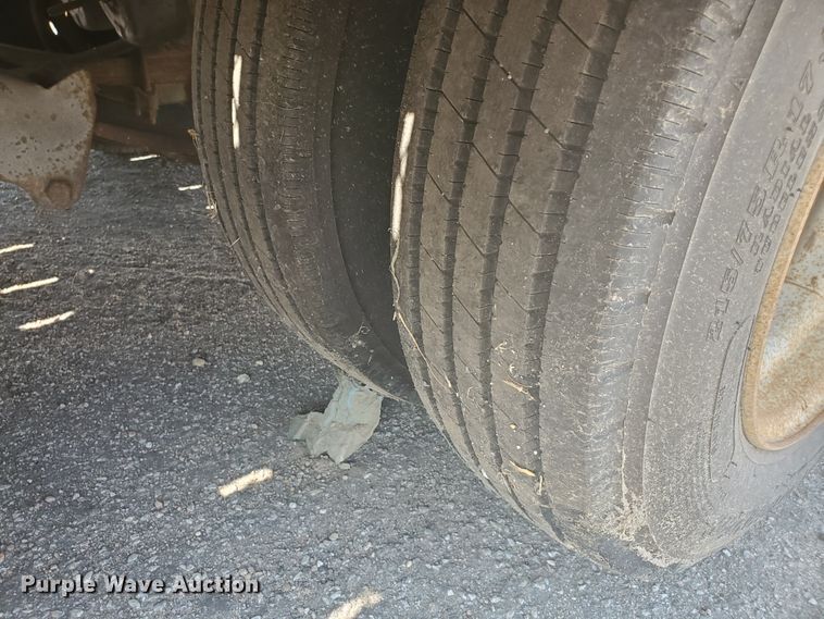 image for item HO9508 2001 Felling FT40T tilt deck equipment trailer