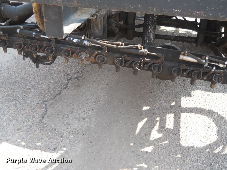 image for item HO9515 2002 Freightliner FL60  oil distributor truck