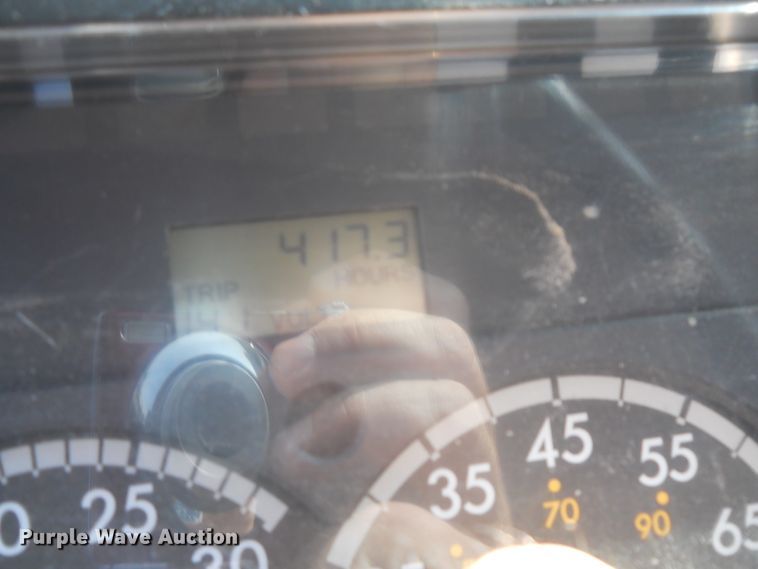 image for item HO9515 2002 Freightliner FL60  oil distributor truck