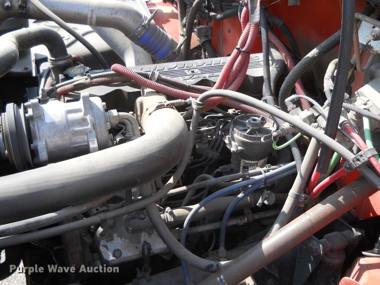 image for item HO9515 2002 Freightliner FL60  oil distributor truck