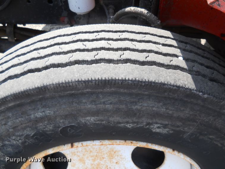 image for item HO9515 2002 Freightliner FL60  oil distributor truck