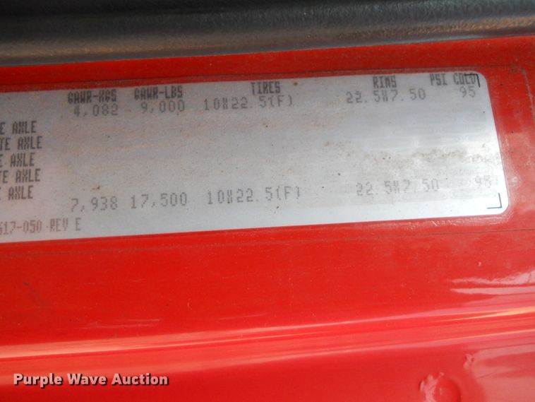 image for item HO9515 2002 Freightliner FL60  oil distributor truck