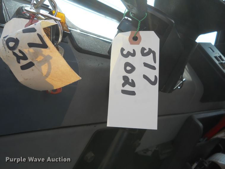 image for item HO9515 2002 Freightliner FL60  oil distributor truck