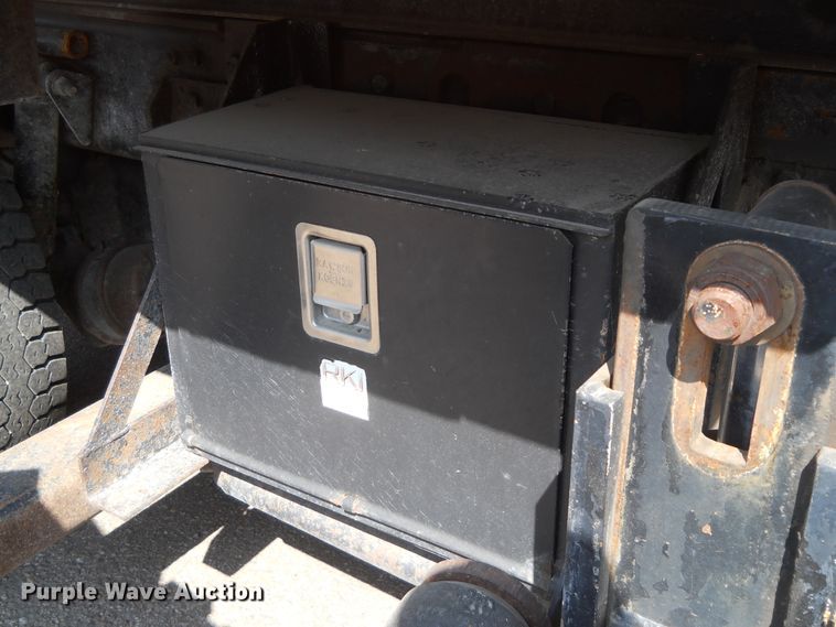 image for item HO9516 2001 Sterling LT7501  dump truck