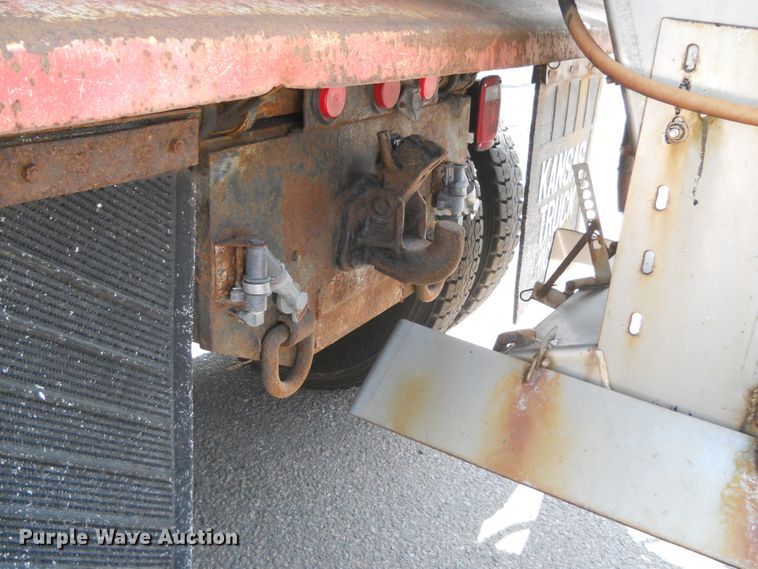 image for item HO9516 2001 Sterling LT7501  dump truck