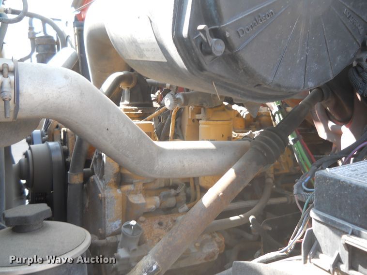 image for item HO9516 2001 Sterling LT7501  dump truck