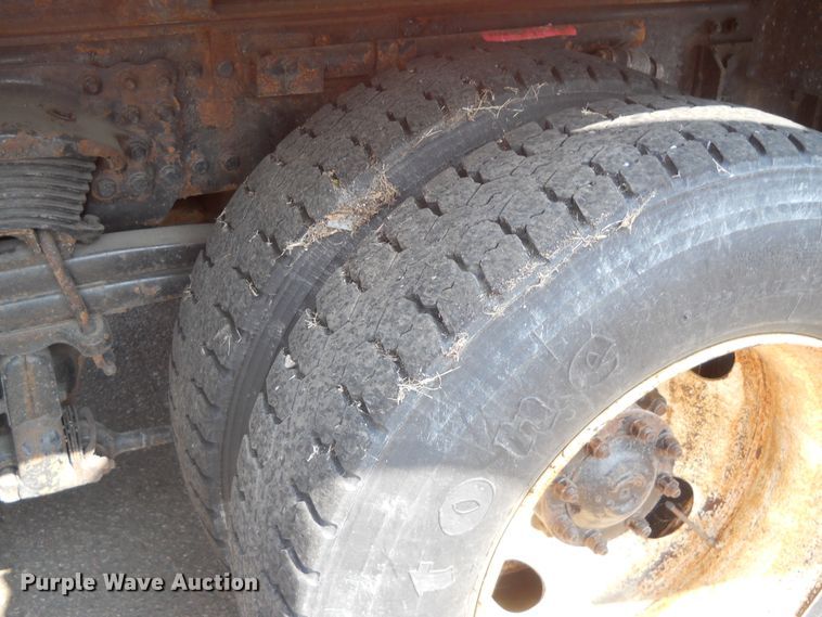 image for item HO9516 2001 Sterling LT7501  dump truck