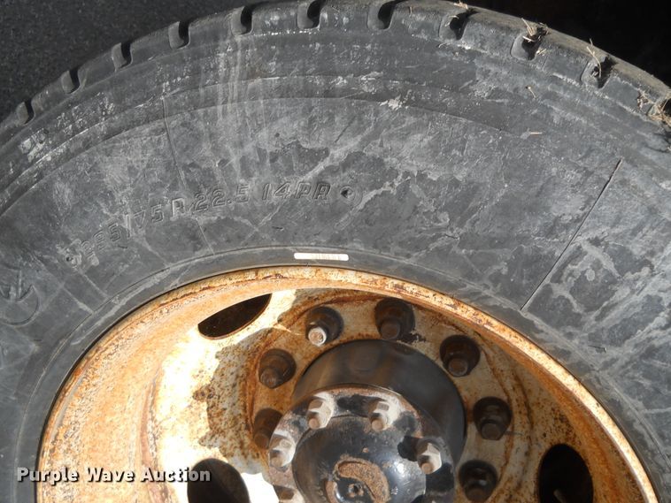 image for item HO9516 2001 Sterling LT7501  dump truck