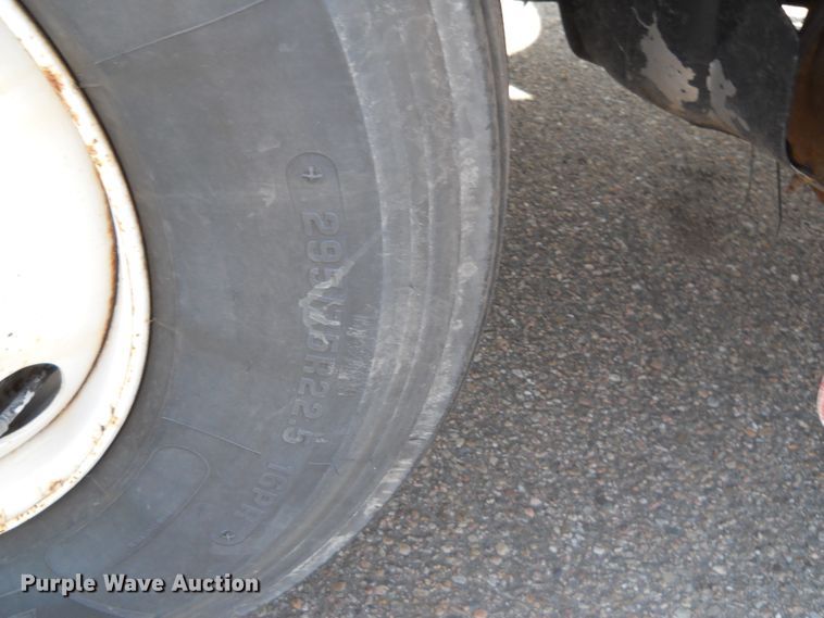 image for item HO9516 2001 Sterling LT7501  dump truck