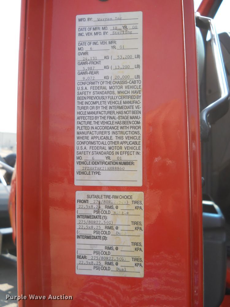 image for item HO9516 2001 Sterling LT7501  dump truck